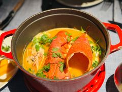 马赛海鲜锅-弦月窗LUNETTE BY AMANDA(复兴路店)