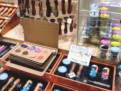 -猫的天空之城概念书店(杭州南宋御街店)