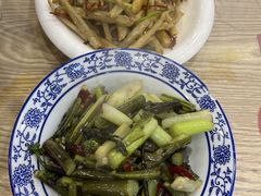 -江城燕子大排档(江汉路步行街店)