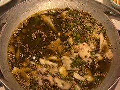 -川人百味·水煮活鱼(赛罕万达店)