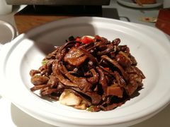 烟笋炒腊肉-大鸭梨烤鸭(枣园店)