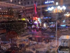 -东方红海鲜百汇(国际大厦店)