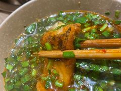 -肖肖酸萝卜鱼火锅(总店)