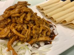 京酱肉丝-闫府私房菜·百年鲁菜(欧亚店)