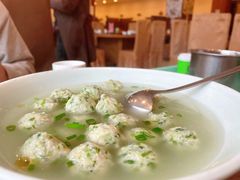 芹菜虾丸汤-今鲜源大酒店·中华餐饮名店(新湛路店)