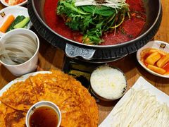 -喇喇排骨火锅·传统韩式脊骨汤(望京西园总店)
