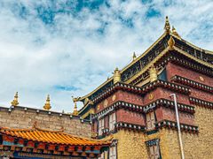 -噶丹松赞林寺