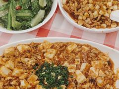 -洪霞餐馆·川菜·鲜货现炒(两江春城店)