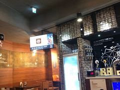 -BHC炸鸡(明洞总店)