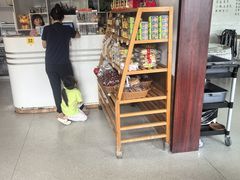 -天天向上素食餐厅(五台山店)