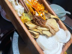 -野·大山里土鸡火锅(万科里店)