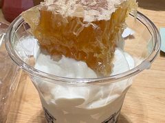 -OUR Bakery(中海环宇荟店)