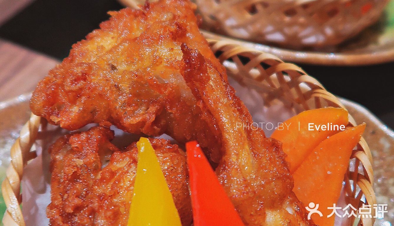 食材口感都不错。「河豚鱼鳍酒」好特别的酒