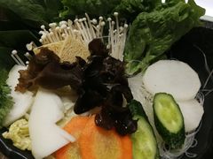 -呷哺呷哺(新世界百货望京店)