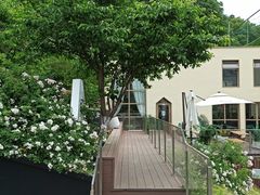 -UNI UNI(环亚凯瑟琳店)