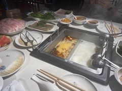 -东道煮牛肉火锅(重庆路店)