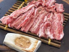 -韩香福烤肉庄园(华夏路店)