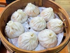 -莱莱小笼·乔艾