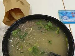 牛肉粉丝汤-牛煎里牛肉煎包淮南牛肉汤(广东路店)