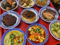 -蓝田九大碗民俗食府(蓝田店)