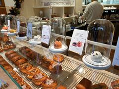-VERIE BAKEHOUSE