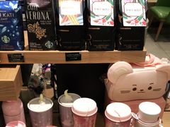 -星巴克臻选(北京银泰店)