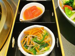 -铭牛烧肉·和牛海鲜自助(高新月牙湖店)