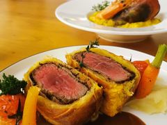 惠灵顿系列•牛排-JANS意式简餐厅·惠灵顿牛排