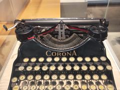 -陆汉斌打字机博物馆