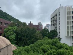 -香港大学