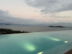 -瑰丽酒店·海吧·天际下午茶·现场DJ·天台酒吧