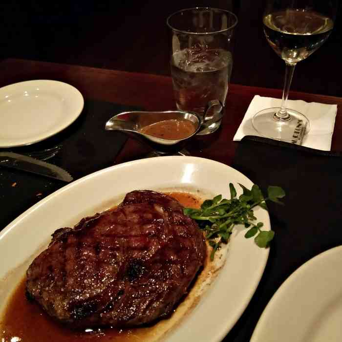 莫尔顿牛排坊(威尼斯人店)-"到了澳门不尝试绝对会后悔的正宗美式牛扒