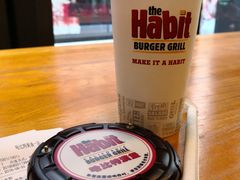 汽水畅饮-The Habit Burger Grill 哈比特汉堡(复兴soho店)
