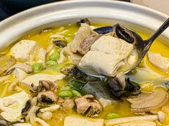 -香山湖渔家大院