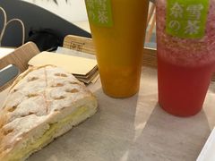 -奈雪的茶(亨特国际广场店)