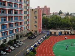-上海市工商外国语学校