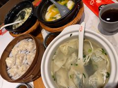 蟹粉小馄饨-馋三尺蟹粉小笼(人民广场店)