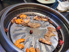 -梨花自助烤肉(西三旗万象汇黑金店)