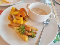 -中央电视塔旋转餐厅