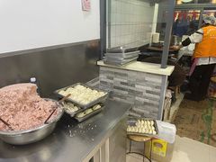 -黄阿姨锅贴大王(万航渡路店)