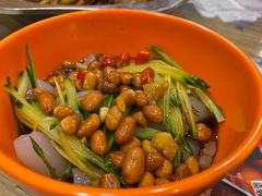 -嘎嘎鸭下巴·爆辣干锅(明教寺店)