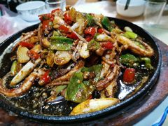 火爆鱿鱼须-洪霞餐馆