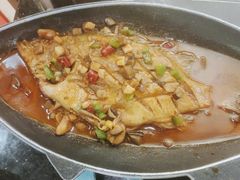 -香山湖家家宴(中山陵店)