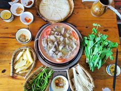 -阿婆情腊排骨火锅(金虹路店)