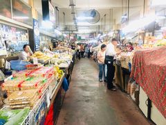 -瓦洛洛传统市场