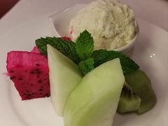 -龙虾酒吧扒房(宁波香格里拉店)