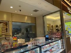 -花花卷卷·鲜食蛋糕(静安久光百货店)