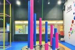 -蹦贝运动中心·蹦床·攀岩·闯关(龙岗店)