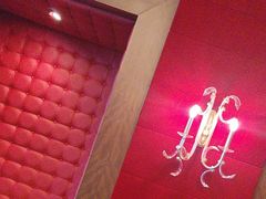 -粤尚腾香居中餐厅(首都机场希尔顿店)