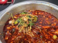 -周良天山牛杂城(天山路总店)